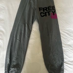 FREE CITY SWEATS LIGHTLY WORN